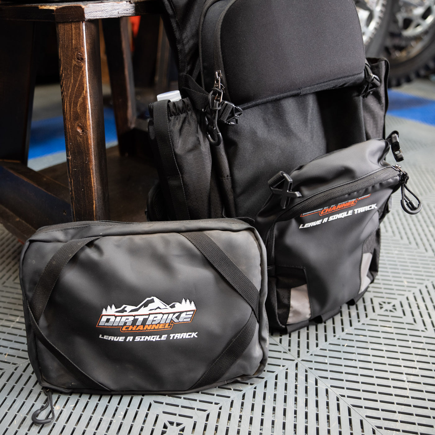 DBC Enduro Riding Pack (with tool organizer included) - Stealth Black